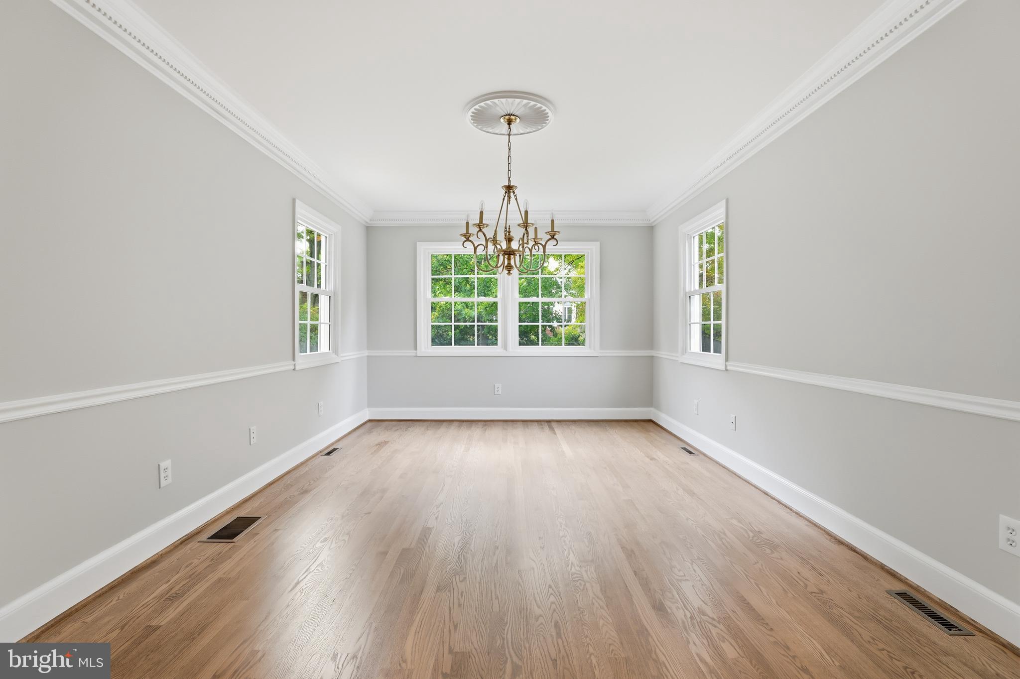 16504 Kipling Road Rockville, MD 20855 - Photo 10 of 43 Dining Room