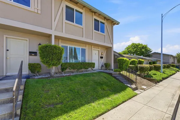 $799,998 | 1550 Clear Lake Avenue, Milpitas, CA 95035