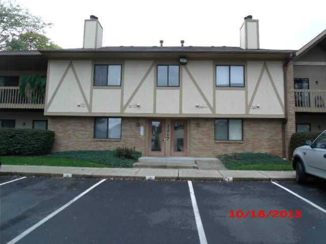 2217 Hedgerow Road, Unit 2217B Columbus, OH 43220 - Photo 1 of 18