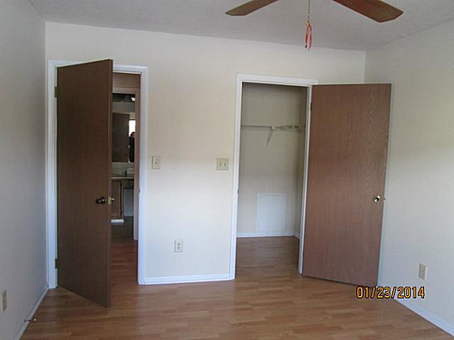 2217 Hedgerow Road, Unit 2217B Columbus, OH 43220 - Photo 12 of 18