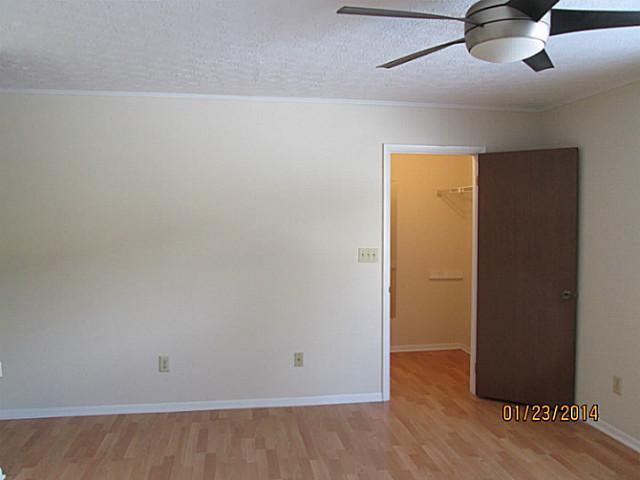 2217 Hedgerow Road, Unit 2217B Columbus, OH 43220 - Photo 16 of 18