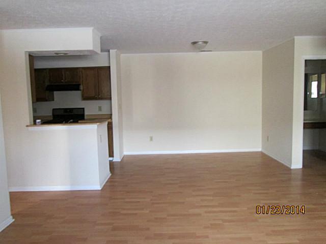 2217 Hedgerow Road, Unit 2217B Columbus, OH 43220 - Photo 7 of 18