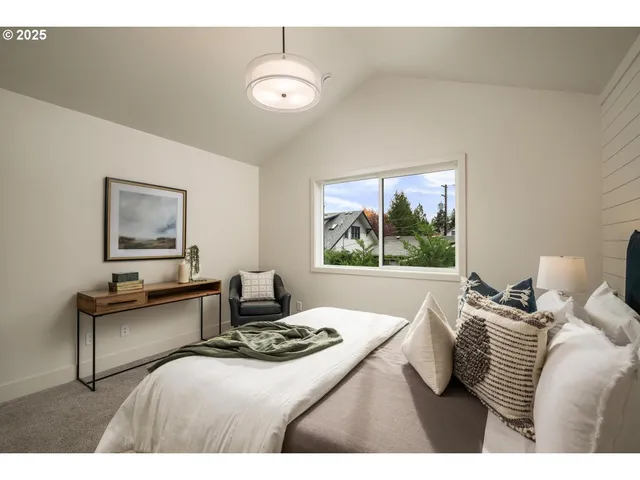 $479,900 | 2624 North Kilpatrick Street, Unit 3, Portland, OR 97217