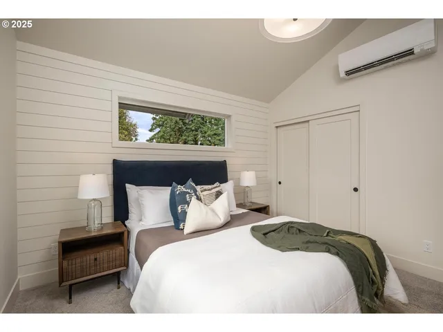 $479,900 | 2624 North Kilpatrick Street, Unit 3, Portland, OR 97217