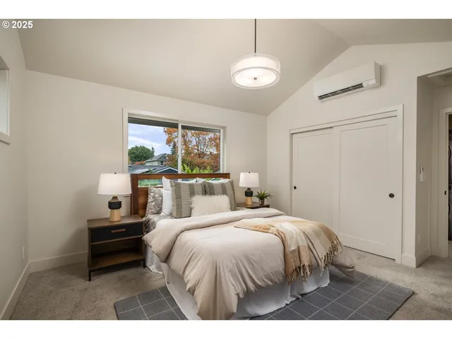 $479,900 | 2624 North Kilpatrick Street, Unit 3, Portland, OR 97217