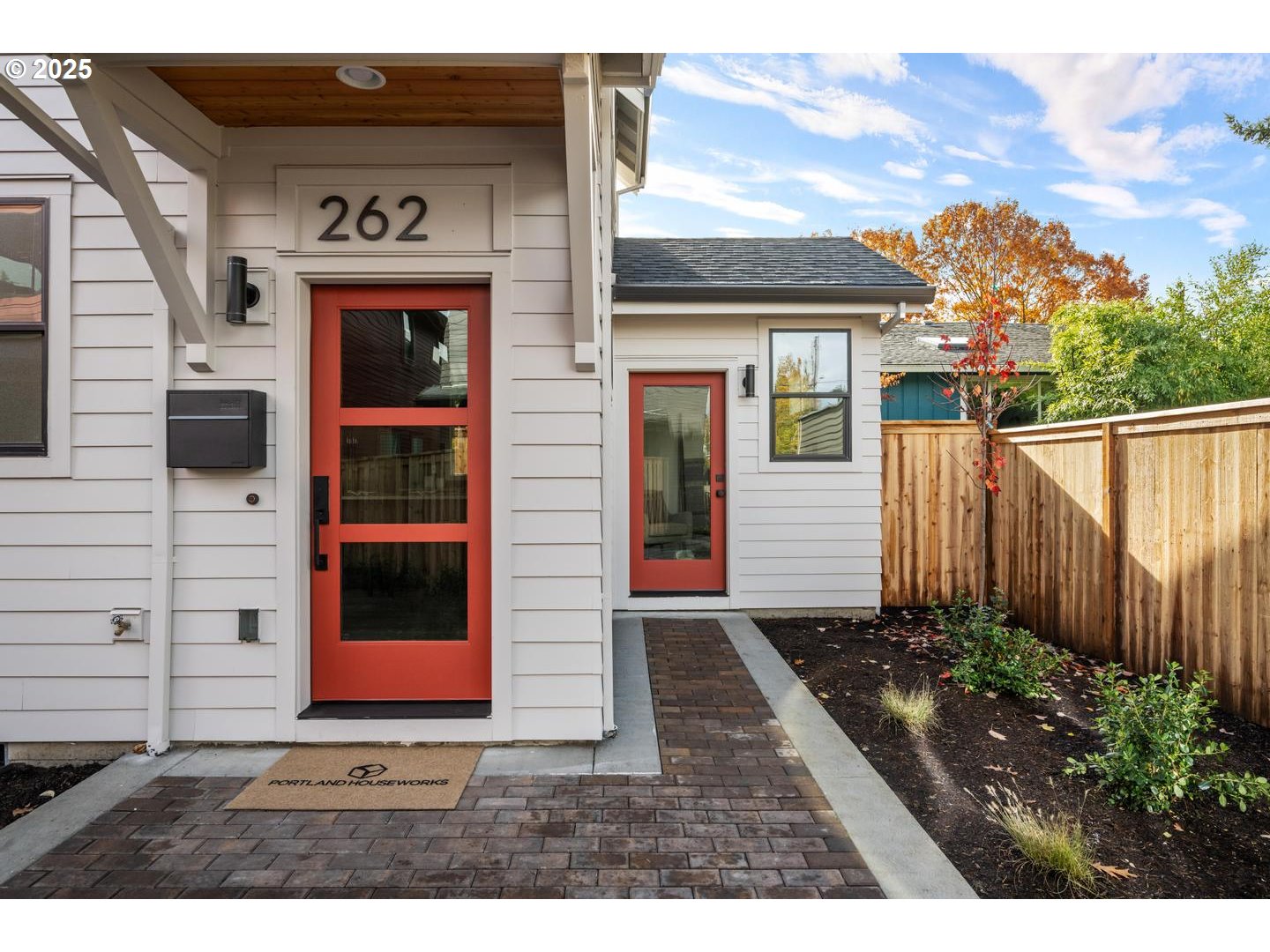 2624 North Kilpatrick Street Portland, OR 97217 - Photo 3 of 34 a view of a house with a door