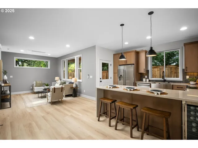 $479,900 | 2624 North Kilpatrick Street, Unit 3, Portland, OR 97217