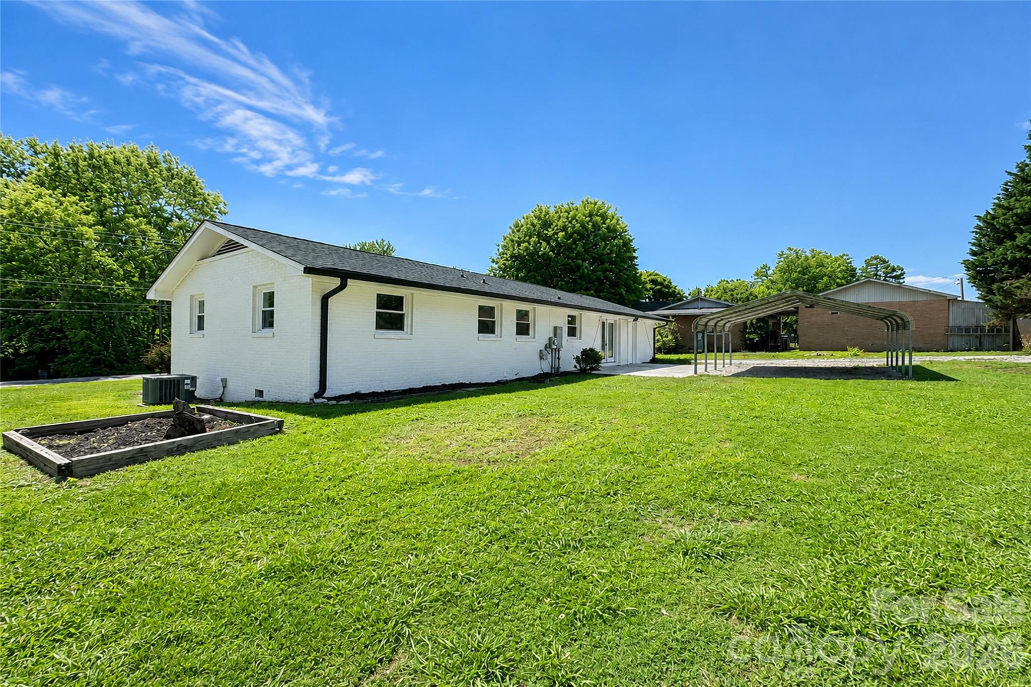 2121 24th Street Northeast Hickory, NC 28601 - Photo 25 of 30