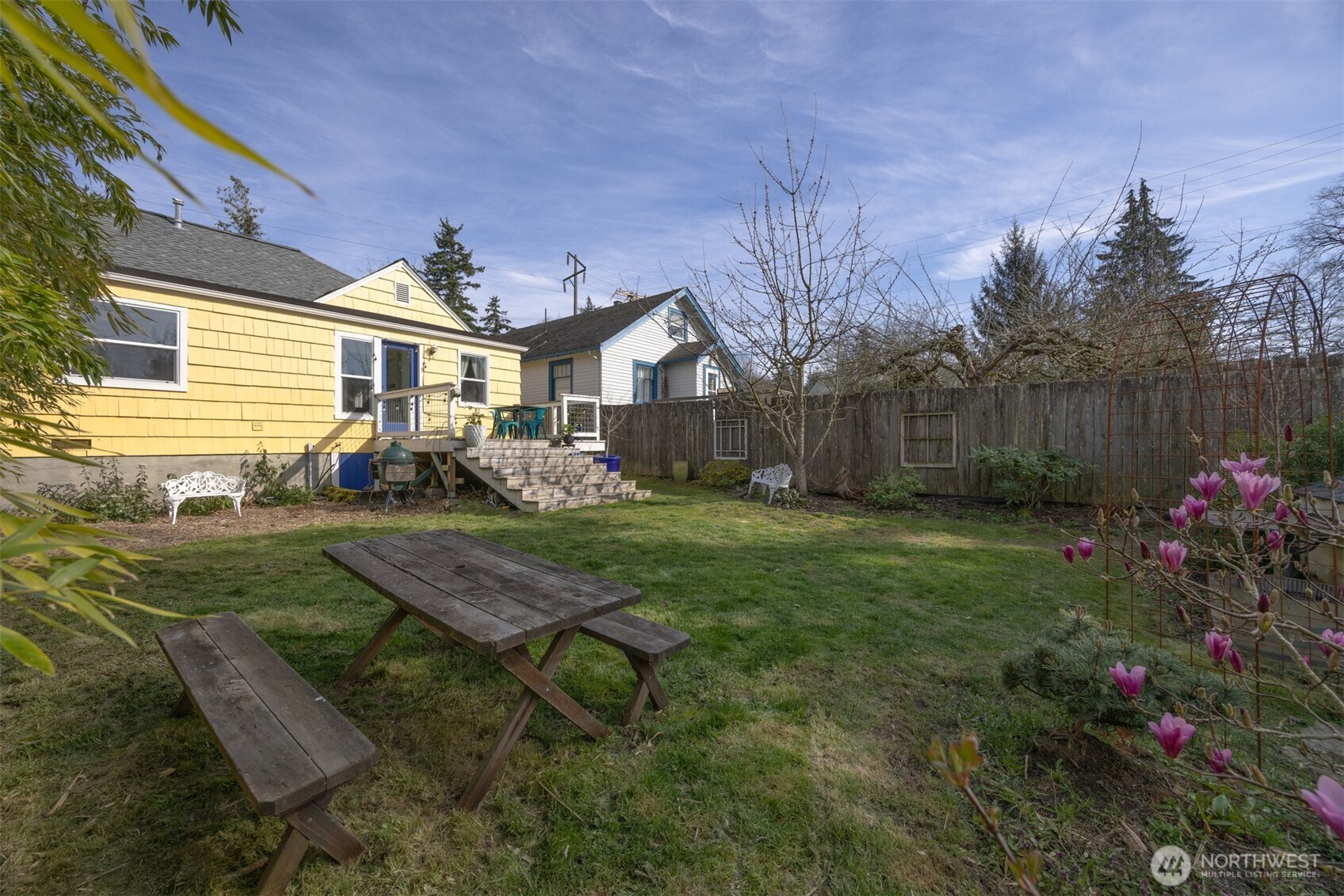 1205 Humboldt Street Bellingham, WA 98225 - Photo 37 of 40 a front view of house with yard and outdoor seating