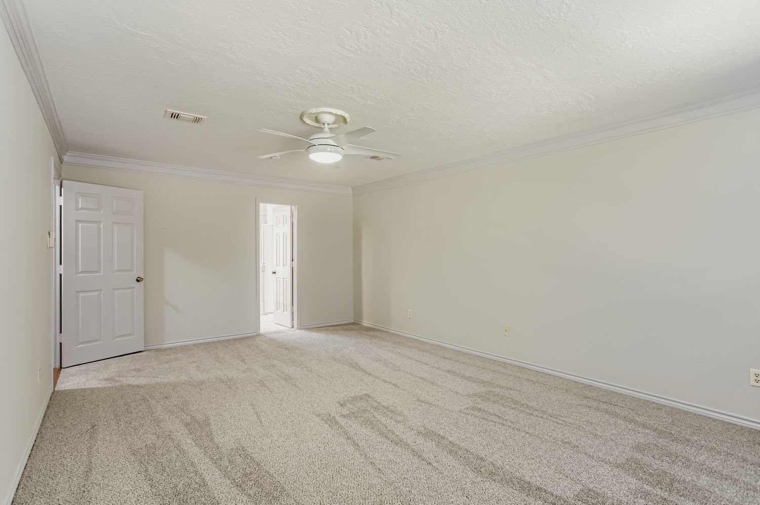 8518 Rebawood Drive Humble, TX 77346 - Photo 17 of 36 This expansive primary suite boasts ample space and multiple closets, offering a perfect blend of comfort and functionality.