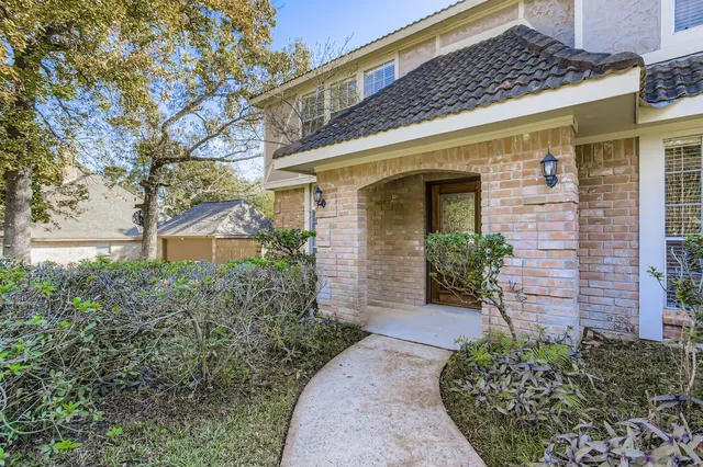 $2,350 | 8518 Rebawood Drive, Humble, TX 77346