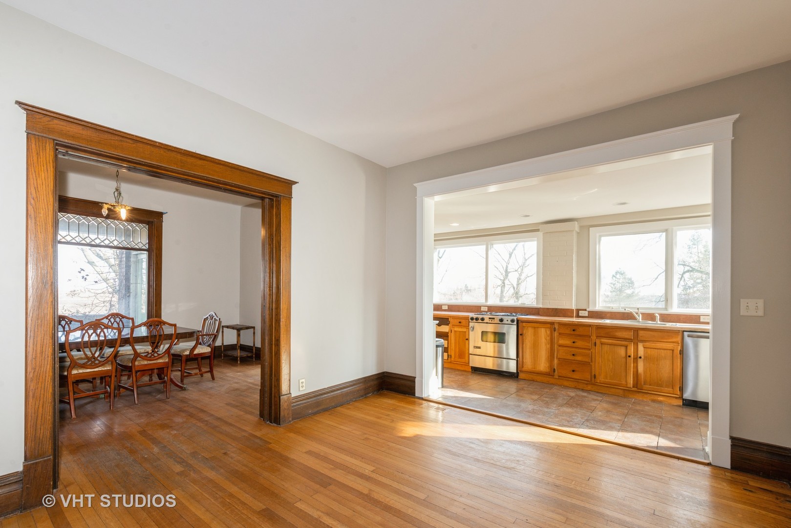 2N100 Brundige Road Elburn, IL 60119 - Photo 15 of 34 a view of a livingroom with furniture hardwood floor and a window