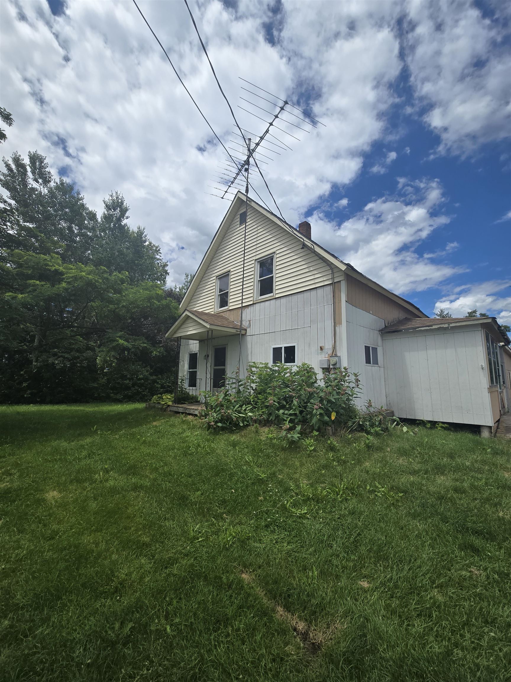 403 Dalton Road Dalton, NH 03598 - Photo 1 of 17