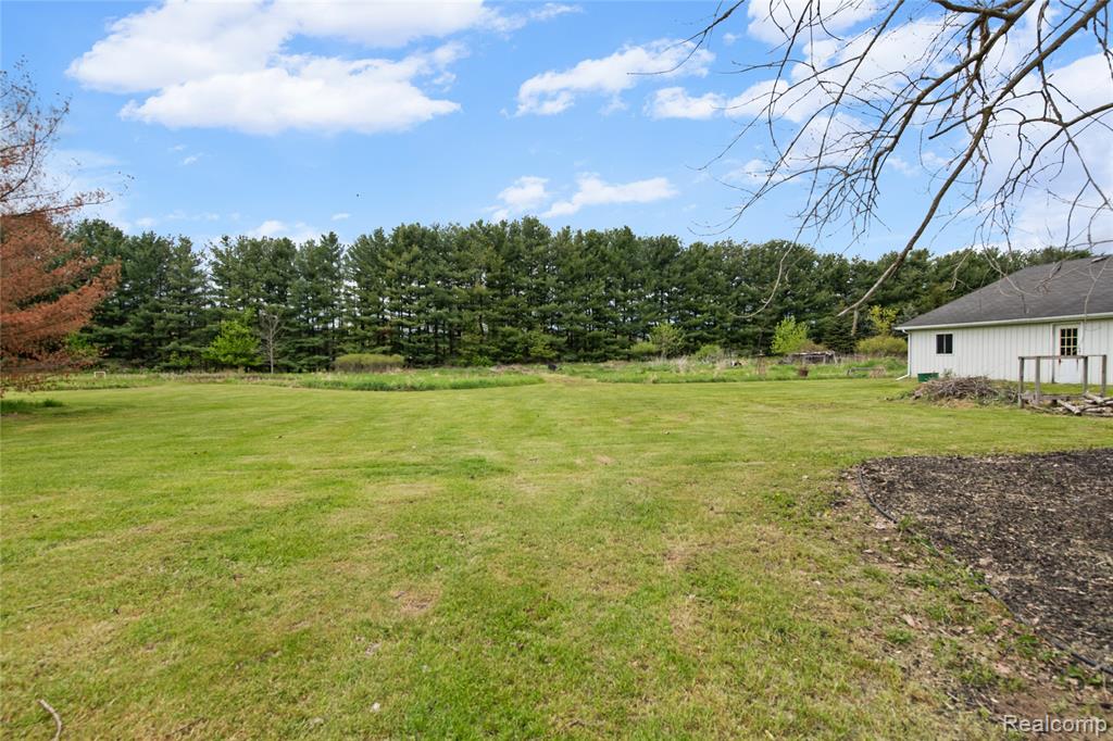 2209 Berville Road Allenton, MI 48002 - Photo 31 of 44