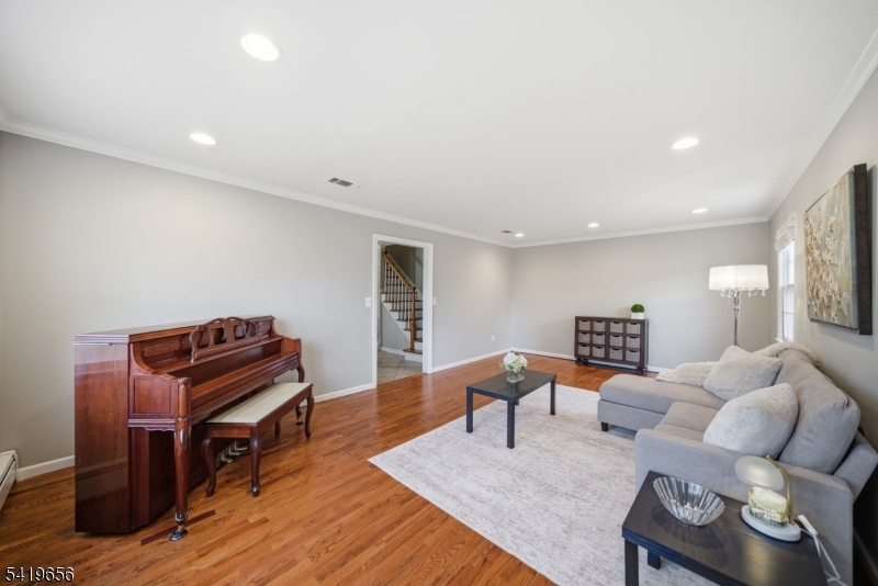 4 Gristmill Road Cedar Knolls, NJ 07927 - Photo 9 of 50