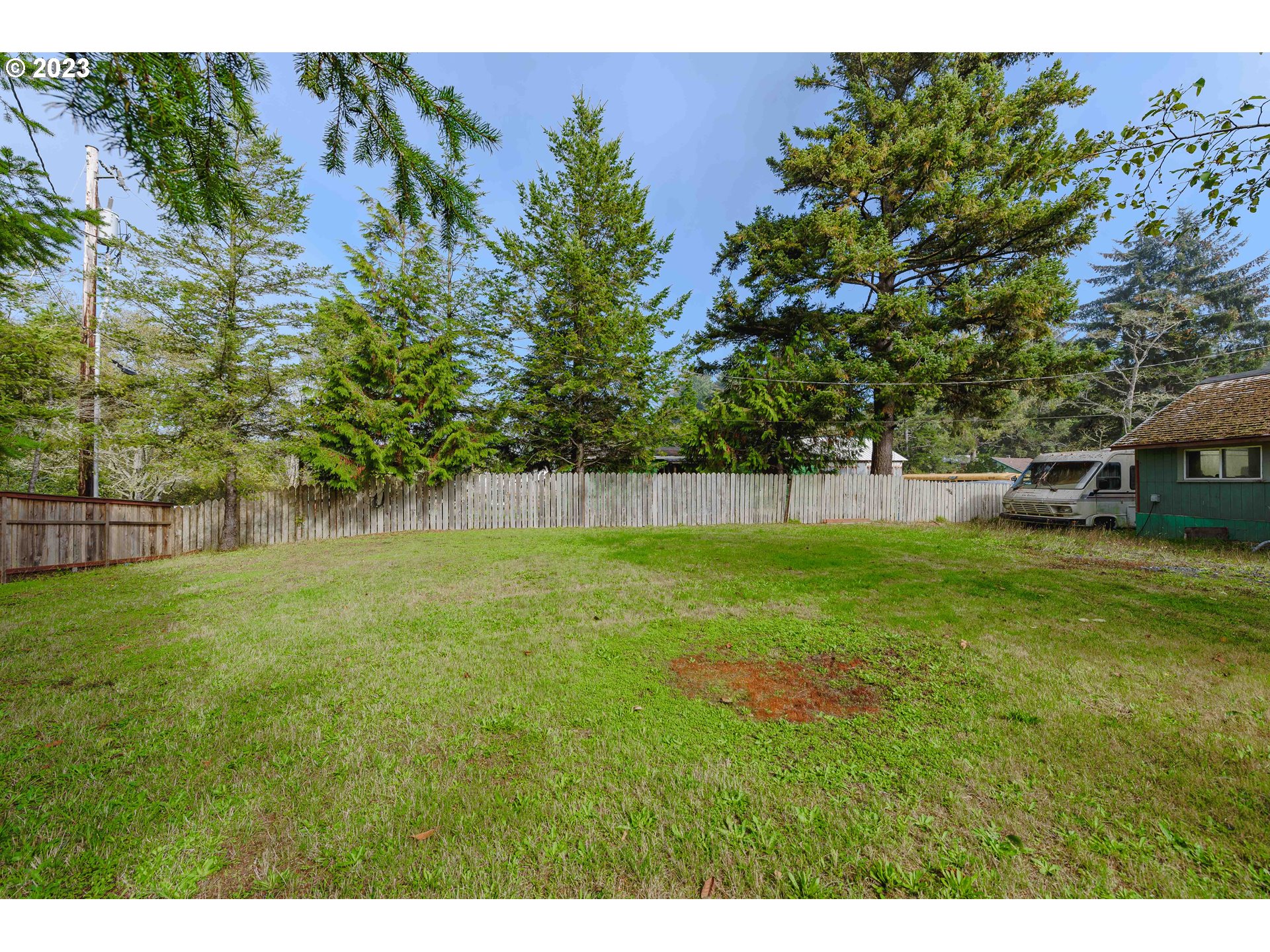 64335 Roy Road Coos Bay, OR 97420 - Photo 10 of 26 Gallery Image 10