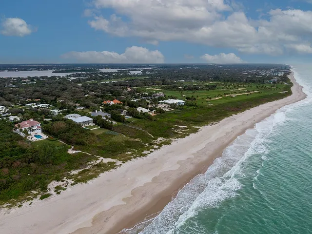 $7,500,000 | 1746 Ocean Drive, Vero Beach, FL 32963