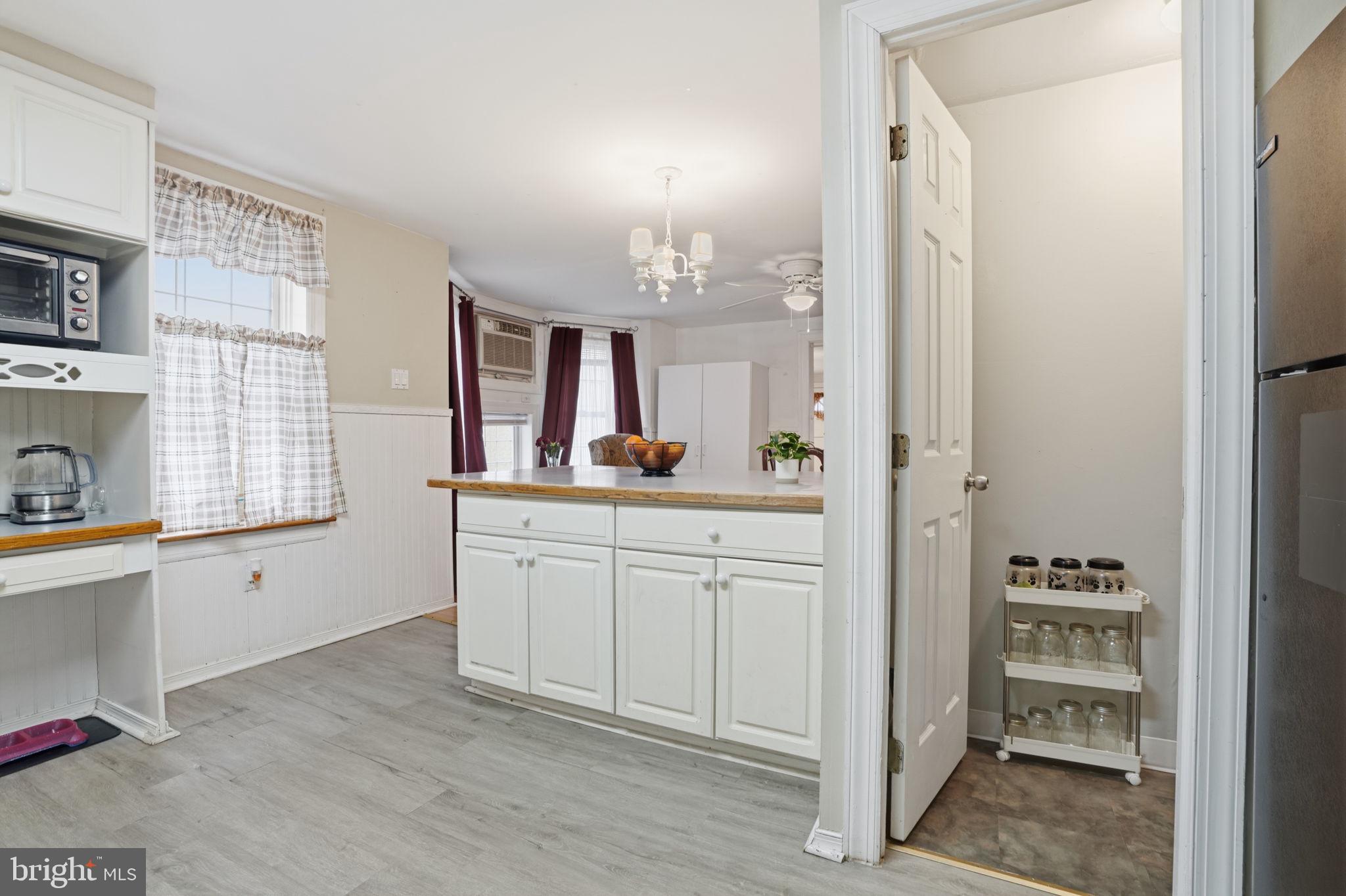 4135 Rhawn Street Philadelphia, PA 19136 - Photo 9 of 33 Gallery Image 9