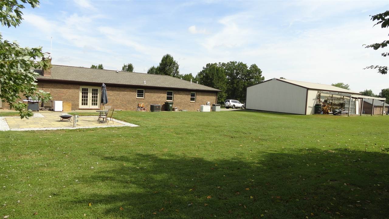 1777 Country Road Boonville, IN 47601 - Photo 11 of 36