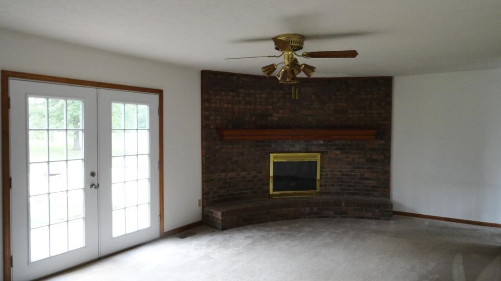1777 Country Road Boonville, IN 47601 - Photo 14 of 36