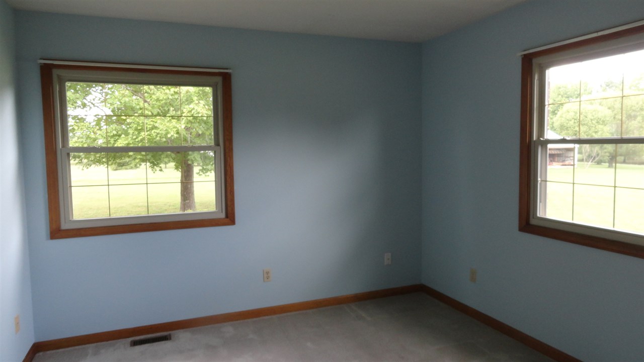 1777 Country Road Boonville, IN 47601 - Photo 24 of 36