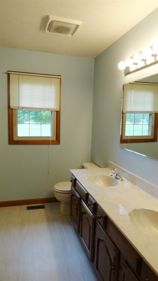 1777 Country Road Boonville, IN 47601 - Photo 25 of 36