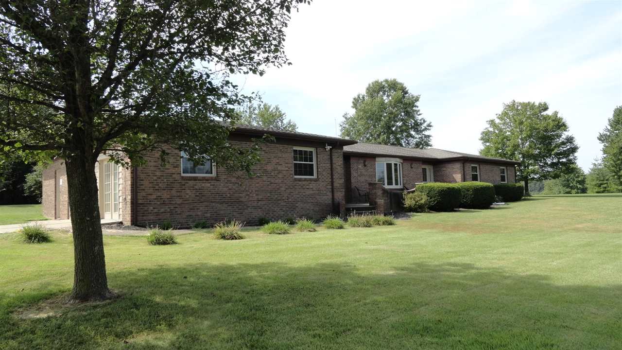 1777 Country Road Boonville, IN 47601 - Photo 5 of 36