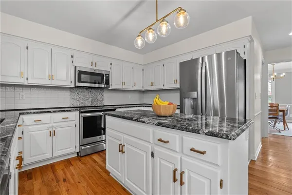 $525,000 | 12422 Wedd Street, Overland Park, KS 66213