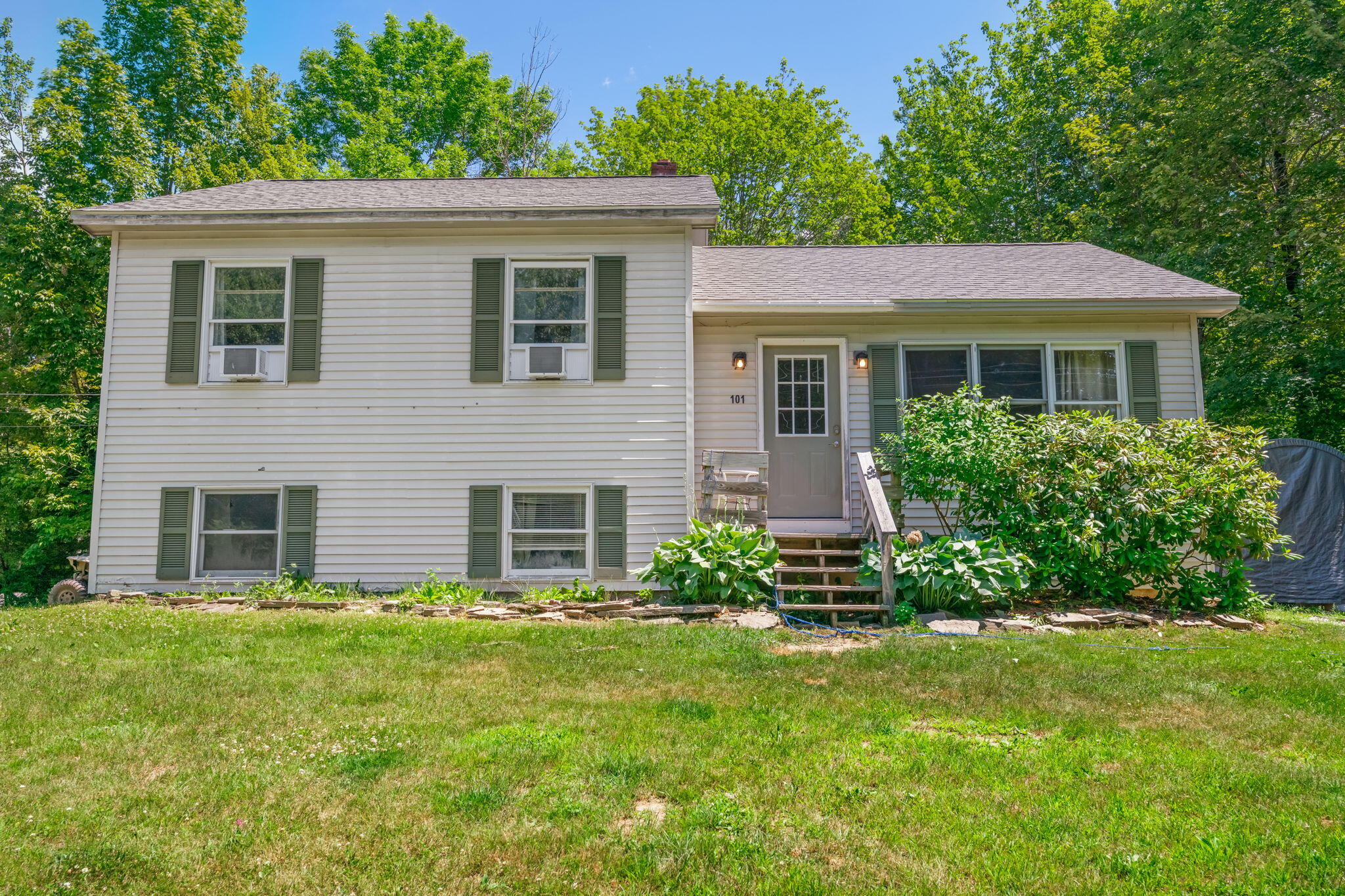 101 Booker Street Thomaston, ME 04861 - Photo 2 of 57 1-web-or-mls-101-booker-st