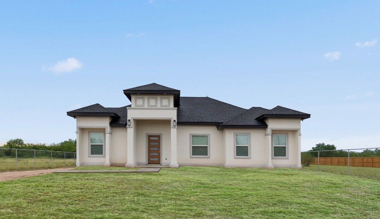 23232 Val Verde Edcouch, TX 78538 - Photo 1 of 19