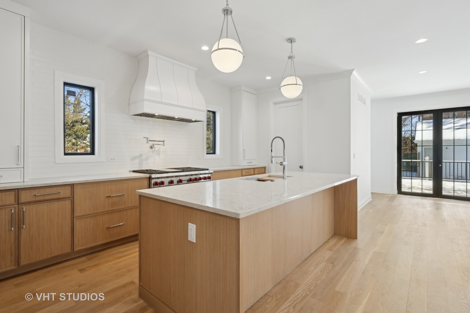 399 Ridge Avenue Winnetka, IL 60093 - Photo 10 of 45 Gallery Image 10