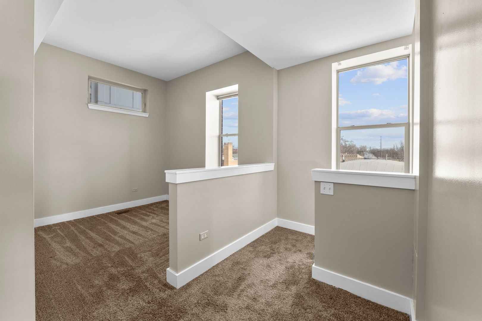 351 Front Street, Unit 2212 Lemont, IL 60439 - Photo 23 of 36 a view of room with window