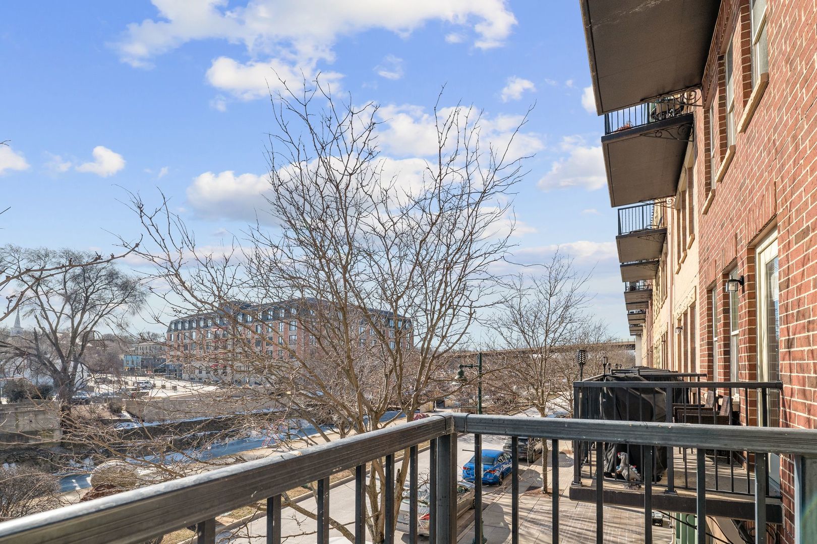 351 Front Street, Unit 2212 Lemont, IL 60439 - Photo 8 of 36 a view of a wooden fence