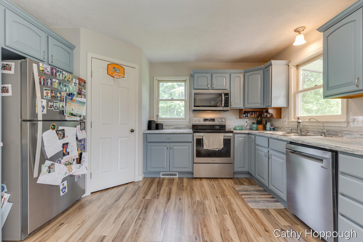 8152 Murphy Road Lyons, MI 48851 - Photo 9 of 70 8152_Murphy_CATHY-45