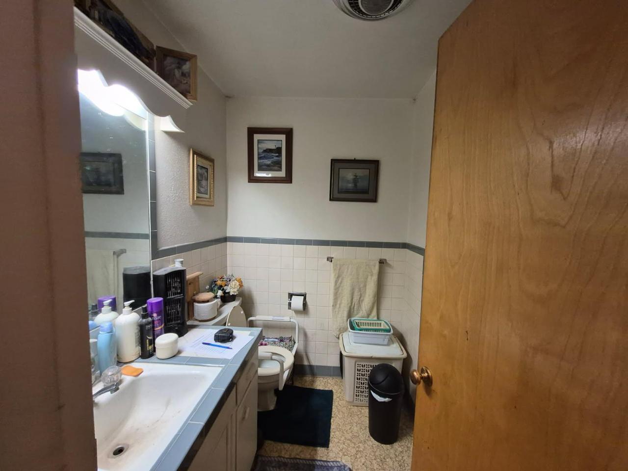 1808 West 18th Plainview, TX 79072 - Photo 15 of 16 WhatsApp Image 2026-02-09 at 7.25.36 PM