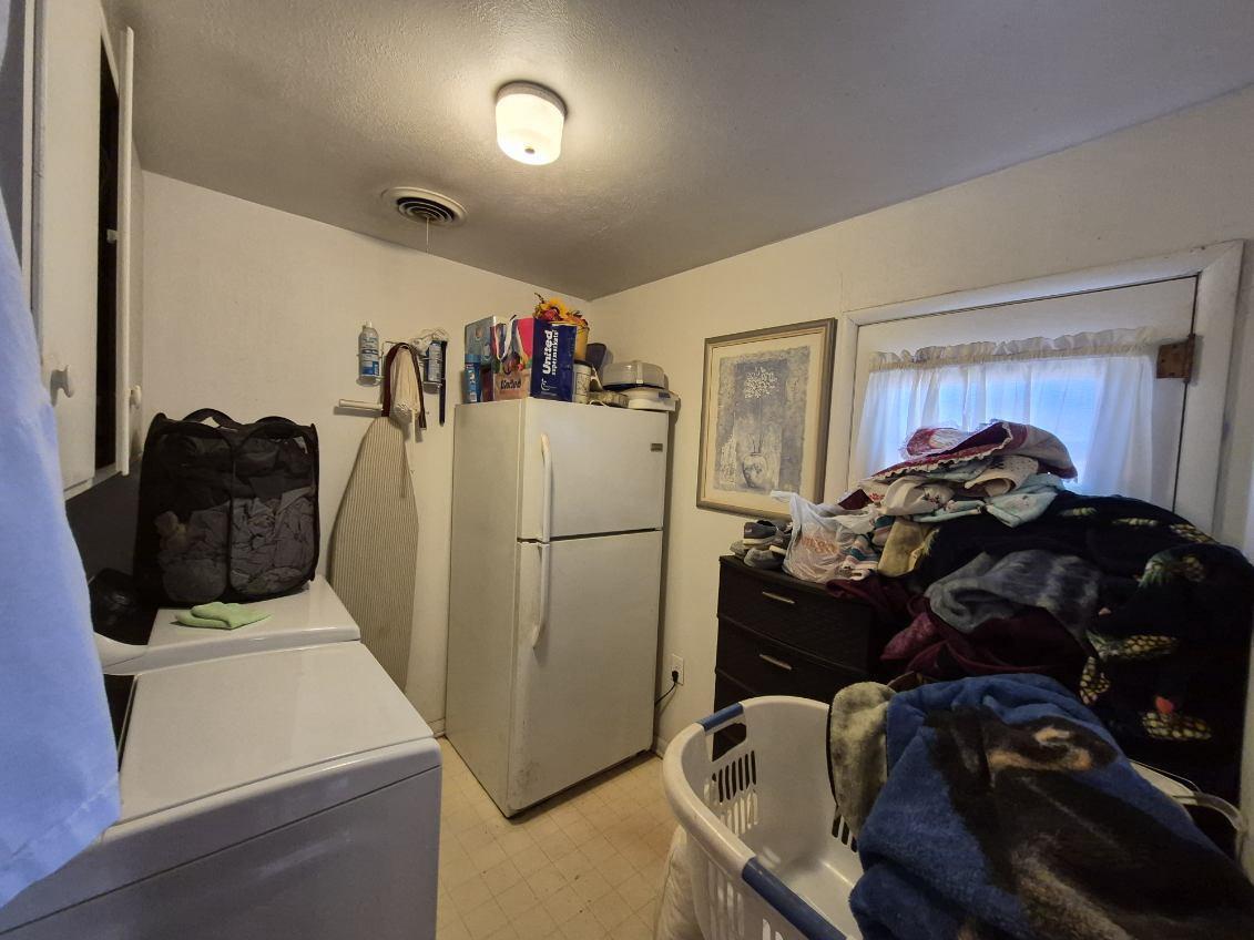 1808 West 18th Plainview, TX 79072 - Photo 5 of 16 WhatsApp Image 2026-02-09 at 7.21.51 PM