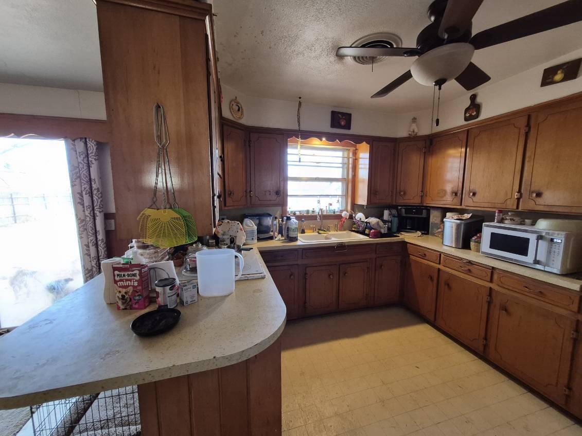 1808 West 18th Plainview, TX 79072 - Photo 9 of 16 WhatsApp Image 2026-02-09 at 7.23.39 PM