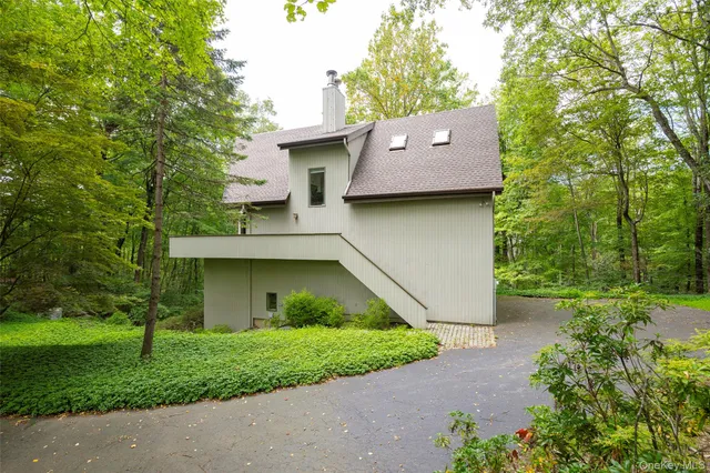 $1,150,000 | 51 Major Lockwood Lane, Pound Ridge, NY 10576