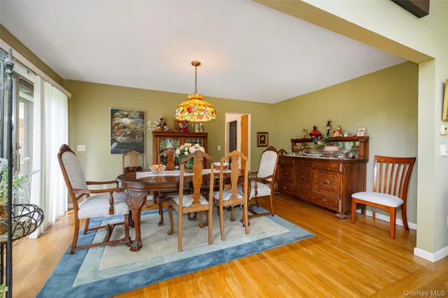 $1,150,000 | 51 Major Lockwood Lane, Pound Ridge, NY 10576