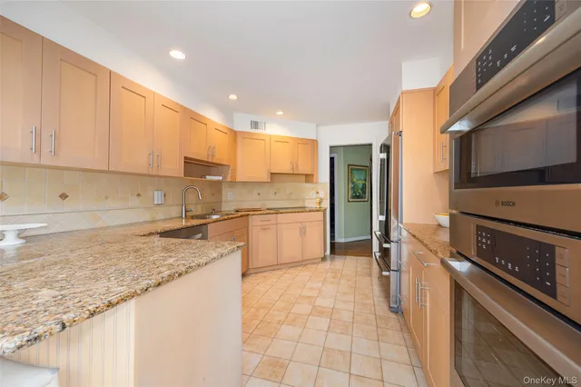 $1,150,000 | 51 Major Lockwood Lane, Pound Ridge, NY 10576