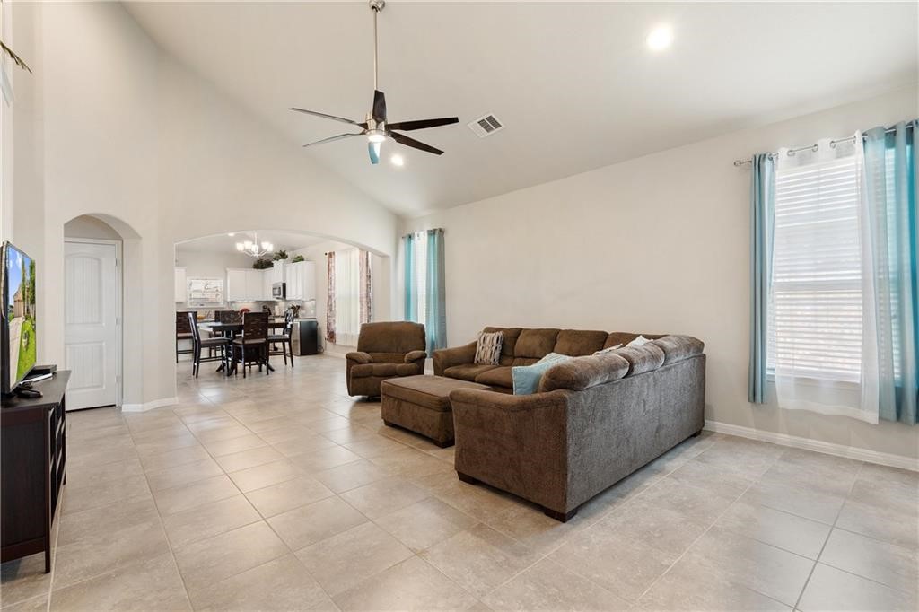 601 Flag Lane Leander, TX 78641 - Photo 8 of 38 a living room with furniture and a window