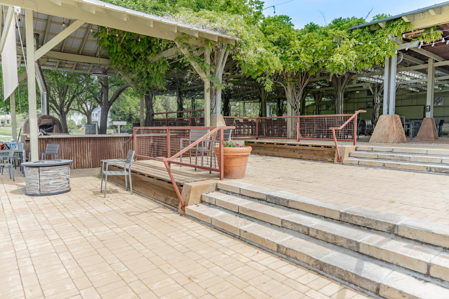 264 Blair Mine Road Angels Camp, CA 95222 - Photo 13 of 26 a view of a patio with a table and chairs