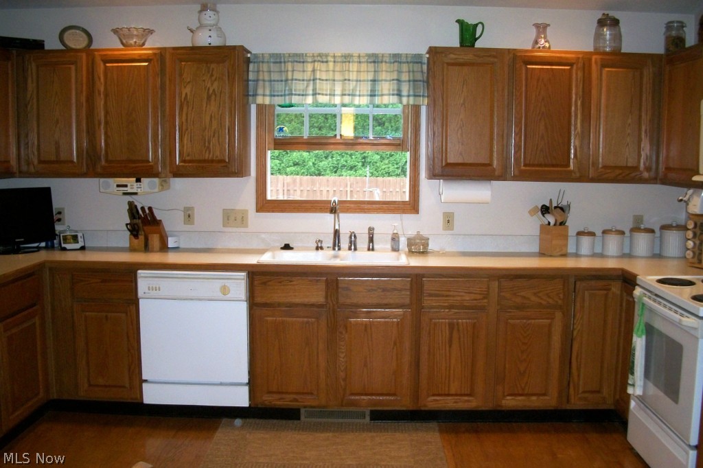 497 Herbert Road Akron, OH 44312 - Photo 11 of 25 Gallery Image 11