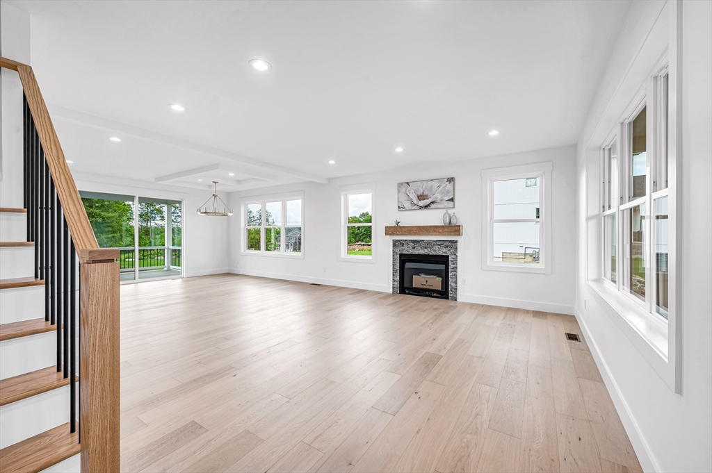 32 Balsam Hl Road Ludlow, MA 01056 - Photo 4 of 42