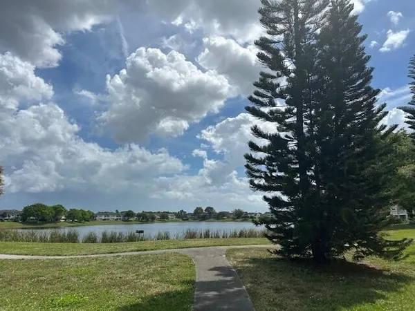 $2,100 | 3445 Northwest 44th Street, Unit 108, Lauderdale Lakes, FL 33309