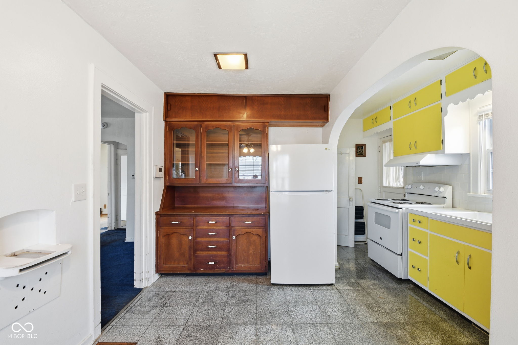 1921 West 9th Street Anderson, IN 46016 - Photo 8 of 25