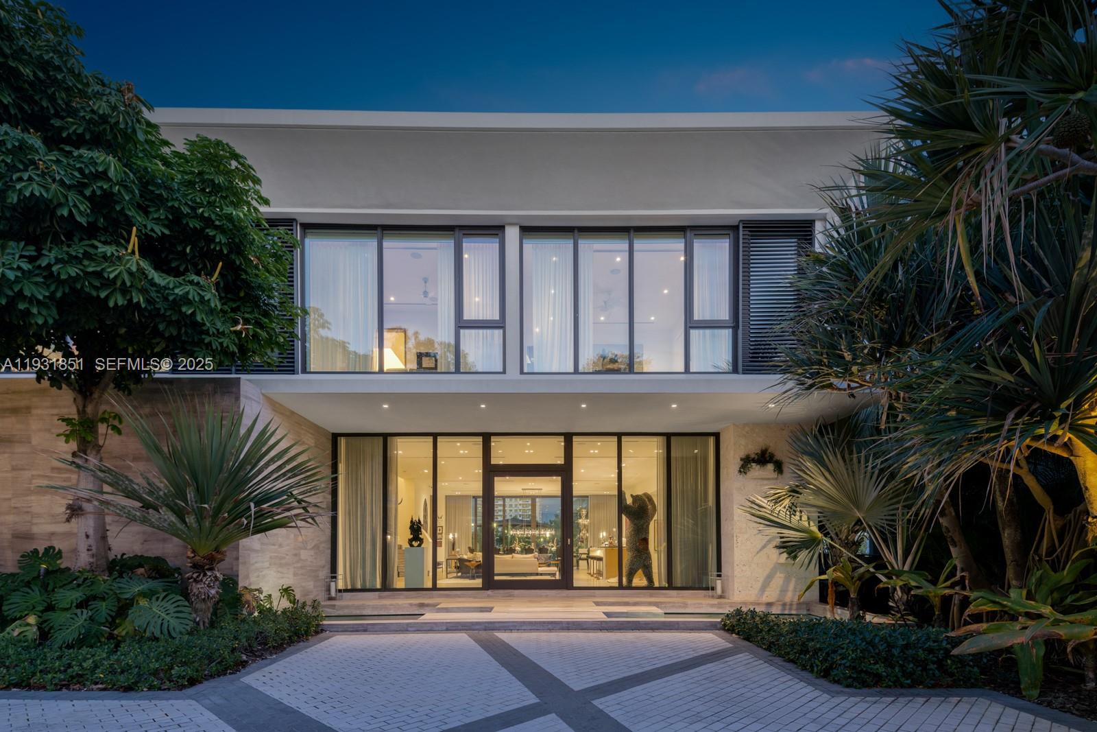 6411 Allison Road Miami Beach, FL 33141 - Photo 5 of 51 Photo 5