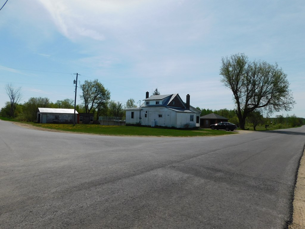 404 Drown Road Mooers Forks, NY 12959 - Photo 4 of 35 Gallery Image 4