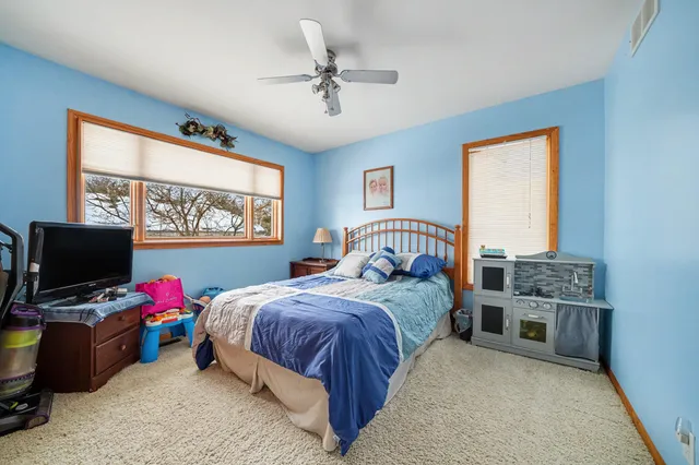 $299,900 | 50362 Eastside Drive, Dowagiac, MI 49047