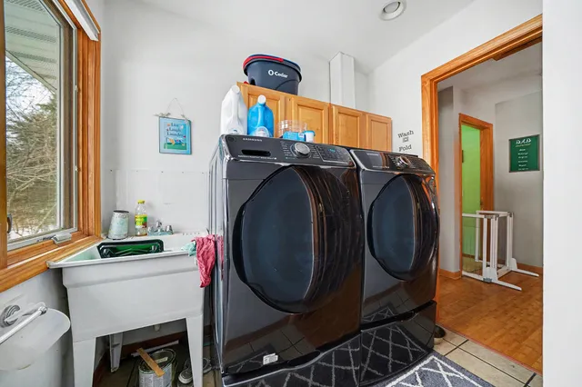 $299,900 | 50362 Eastside Drive, Dowagiac, MI 49047